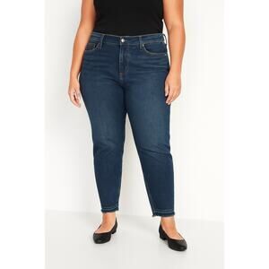 Old Navy Plus Size Mid-Rise Boyfriend Jeans 18